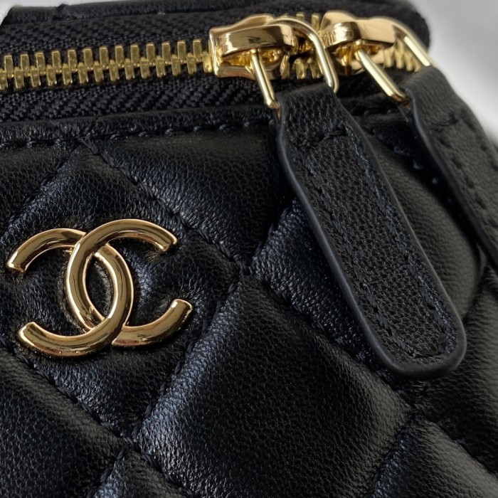 Handbag   Chanel  AP2581  size 8.5*11*7  cm