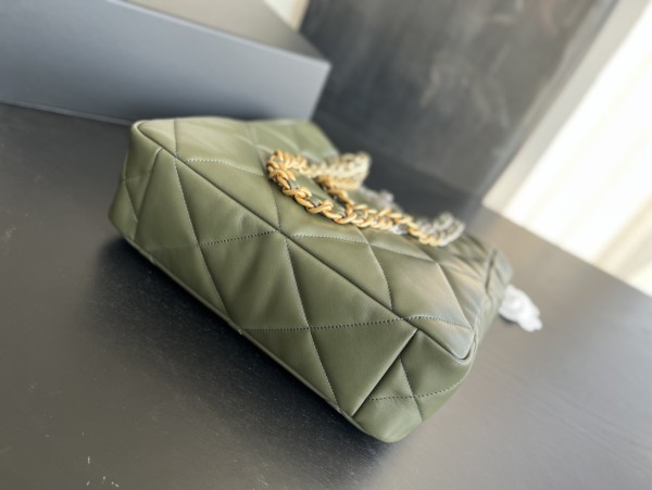 Handbag   Chanel  3519  size  30cm37cm10 cm