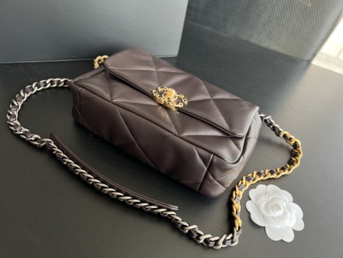 Handbag   Chanel  1160  size  26cmx16cmx9 cm