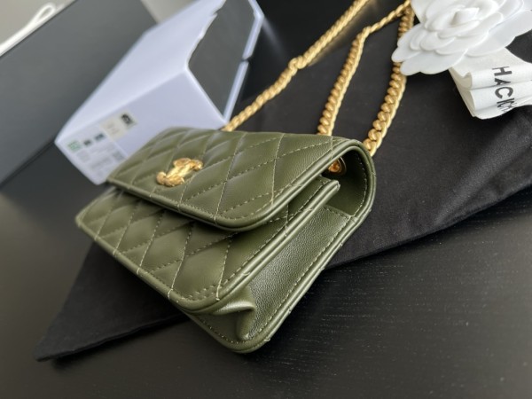 Handbag   Chanel  AP3047  size  17cm9cm3 cm