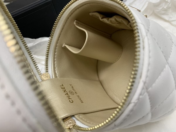 Handbag   Chanel  2729  size  11*11.5*9.5* cm