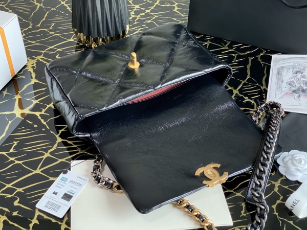 Handbag   Chanel  size 30 cm