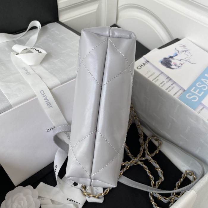  Handbag   Chanel  AS3263  size  18X20X6.5 cm