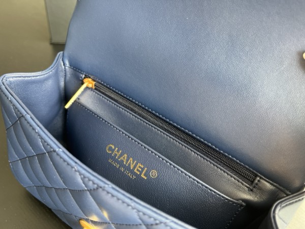 Handbag   Chanel  2431 size  20cmx12cmx6 cm 