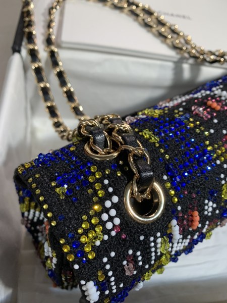 Handbag   Chanel  size  25 cm