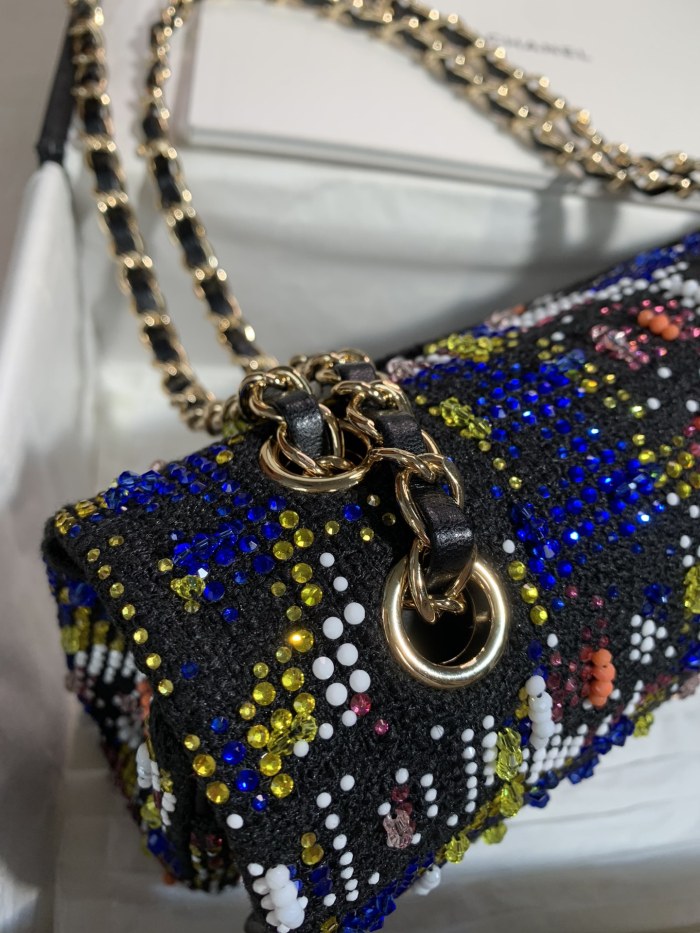 Handbag   Chanel  size  25 cm