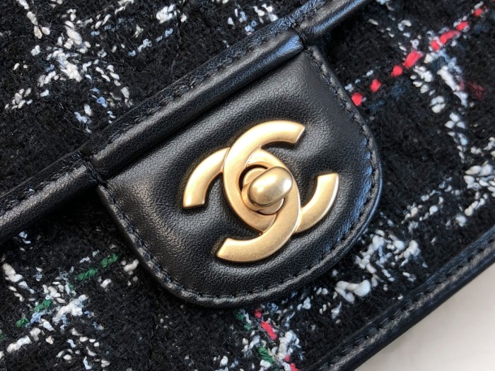 Handbag   Chanel   size  𝟷𝟽*𝟸𝟶.𝟻 *𝟼 𝚌𝚖