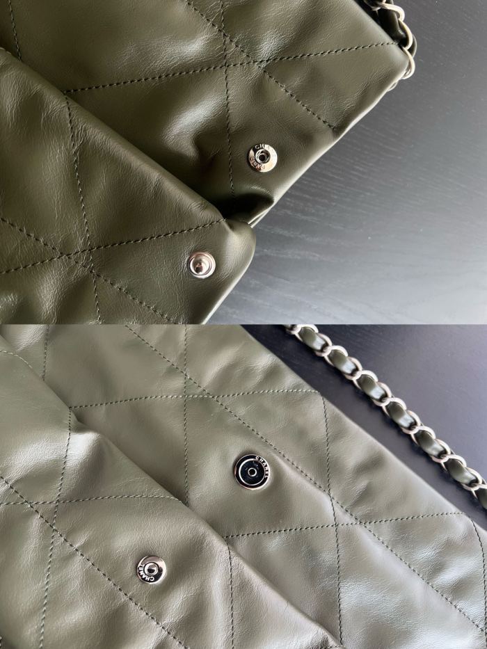 Handbag   Chanel  size 39cmx42cmx8 cm