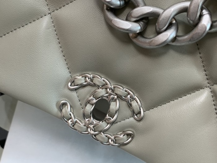 Handbag   Chanel  size 36 cm