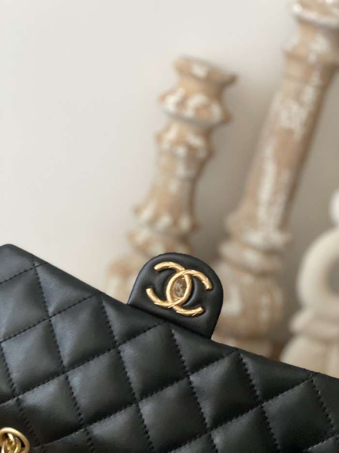 Handbag   Chanel  AS3393  size  14x22x8 cm