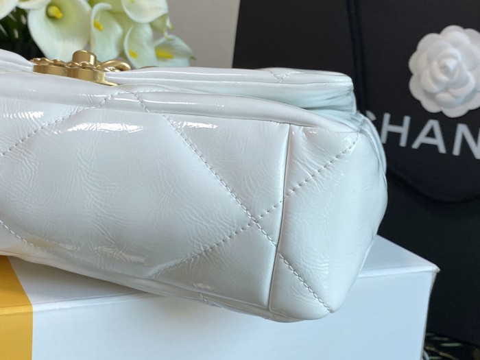 Handbag   Chanel  size  30 cm