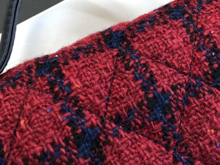 Handbag   Chanel  size 25*21*7* cm