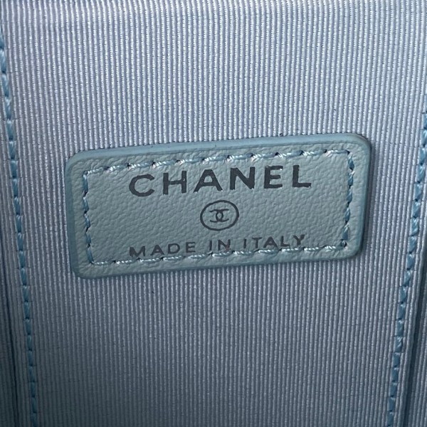 Handbag  Chanel  AP2718  size  12  cm