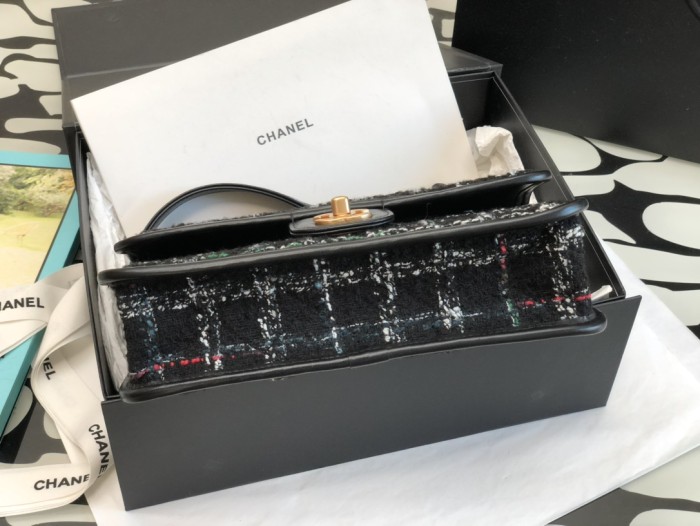 Handbag   Chanel  size 25*21*7* cm