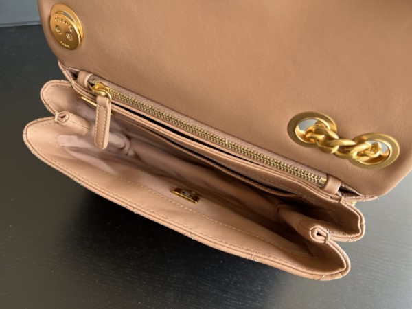 Handbag   Chanel 3393  size 16cmx25cm10 cm