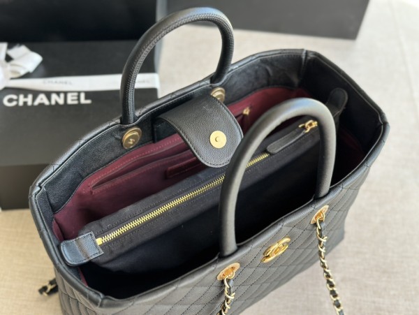 Handbag   Chanel  A93525  size 36X38X16 CM