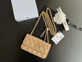 Handbag   Chanel  AP3047  size  17cm9cm3 cm