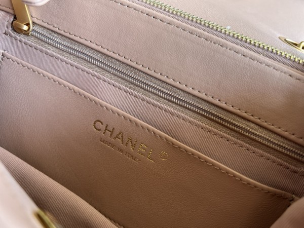 Handbag   Chanel 3393  size 16cmx25cm10 cm