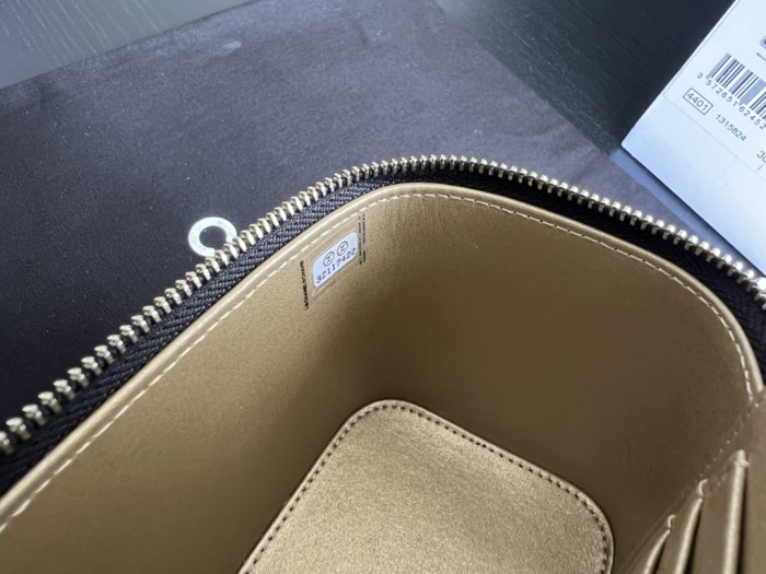 CHANEL Sheepskin Crossbody Bags Women's Black AP2303-B08034-94305 17*8*9.5 cm