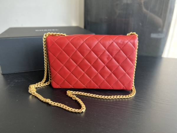 Handbag   Chanel  3393  size 16cmx25cm10 cm