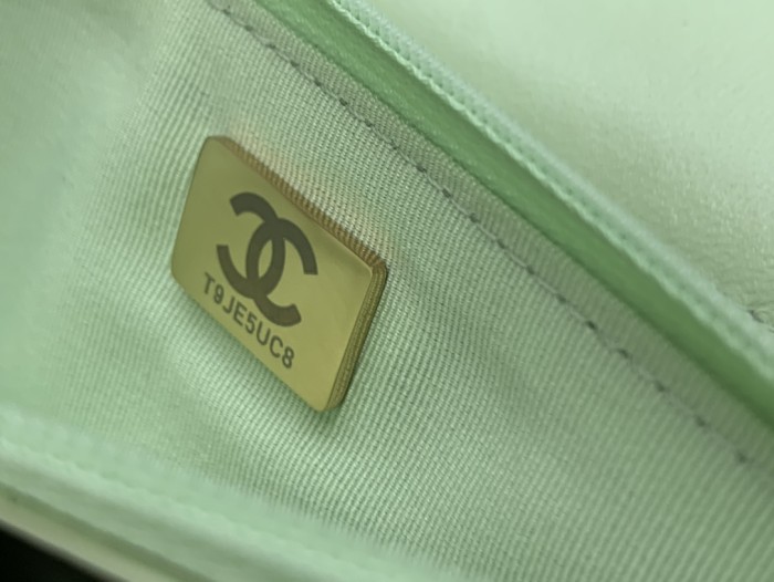 Handbag   Chanel  size 19 cm