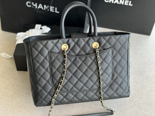 Handbag   Chanel  A93525  size 36X38X16 CM