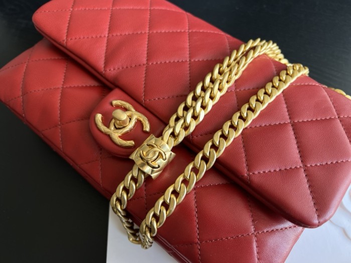 Handbag   Chanel  3393  size 16cmx25cm10 cm