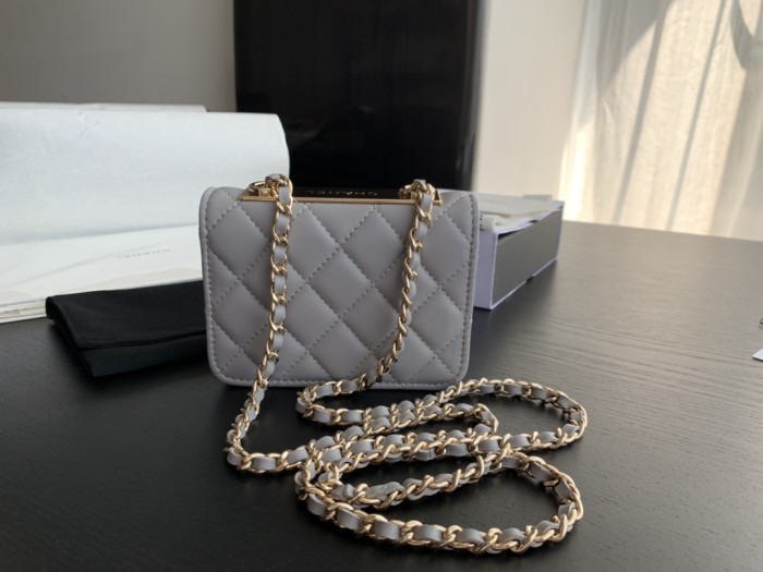 Handbag   Chanel  2301 size  12.5cmx9cmx3 cm 