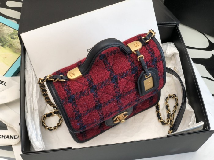 Handbag   Chanel  size 𝟷𝟽*𝟸𝟶.𝟻 *𝟼 𝚌𝚖