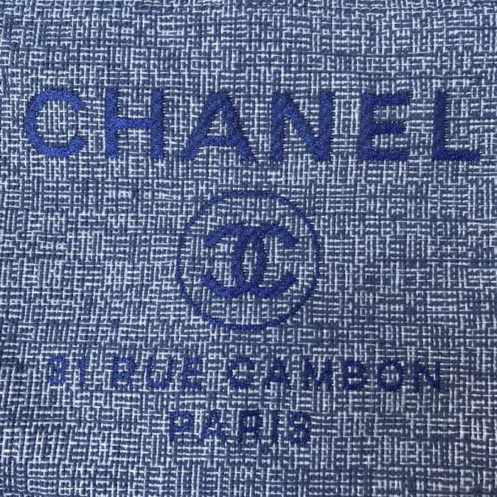  Handbag  Chanel  size  38*30*21 cm
