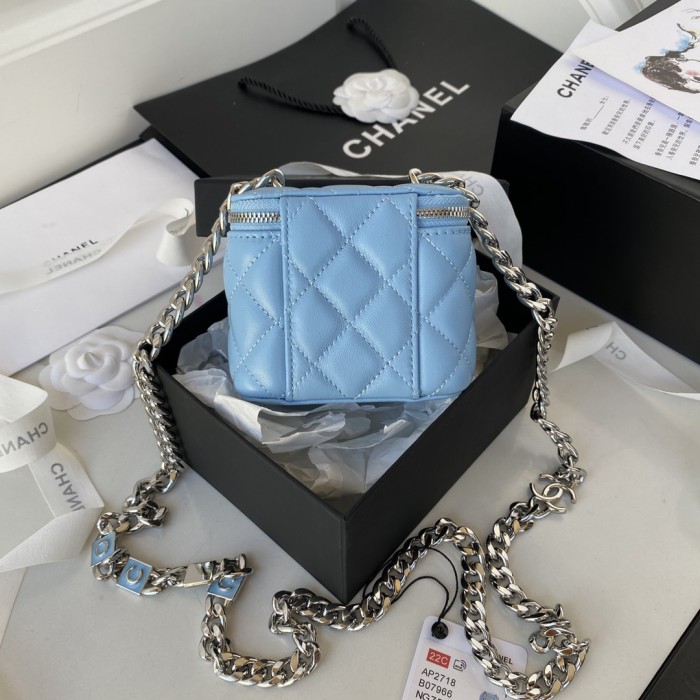  Handbag   Chanel  AP2718  size  12 cm
