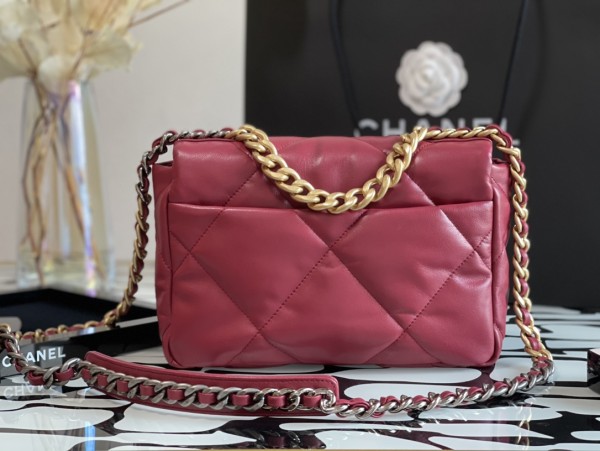Handbag   Chanel  size 30 cm