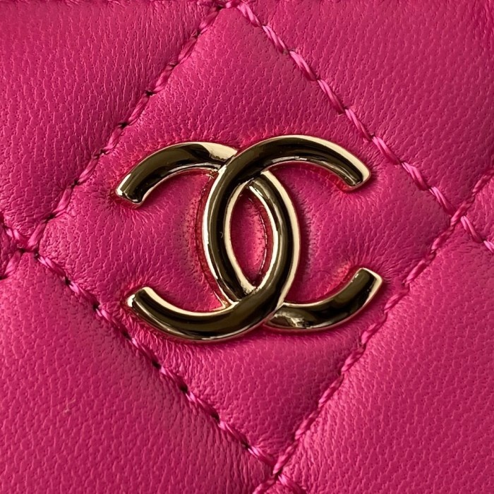  Handbag  Chanel  AP2581  size  8.5*11*7 cm