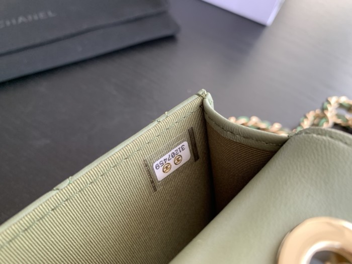 Handbag   Chanel  2301  size 12.5cmx9cmx3 cm