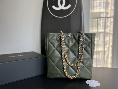 Handbag   Chanel  3519  size  30cm37cm10 cm