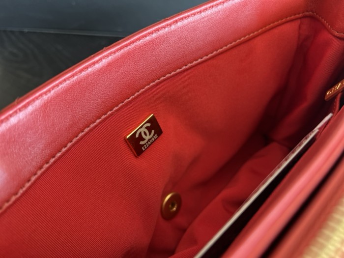 Handbag   Chanel  3393  size 16cmx25cm10 cm