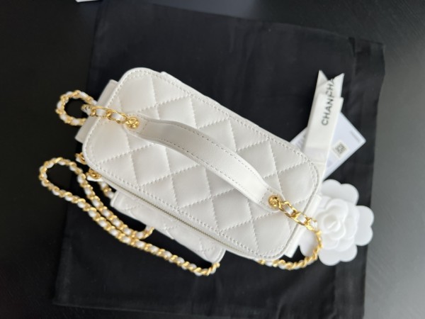 Handbag   Chanel  AP3017  size  17cm10cmx8 cm