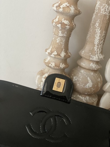  Handbag   Chanel AS3653  size  25x21.5x7 cm