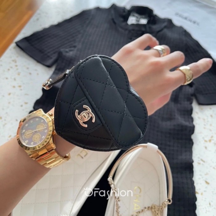  Handbag  Chanel  size  8*8.5*5.5* cm