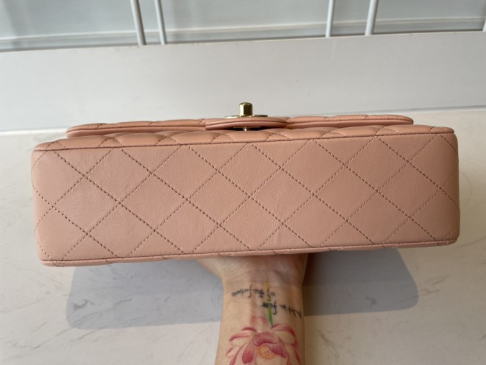 Handbag  Chanel  01112  size  25 cm