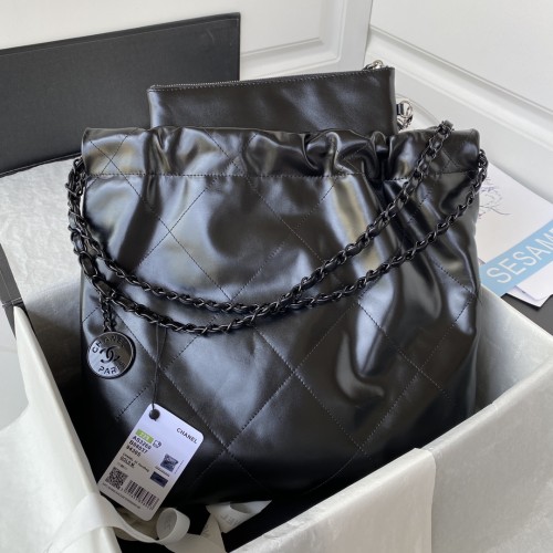 Handbag   Chanel  AS3260  size  35x37x7 cm