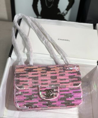 Handbag  Chanel  size 19 Cm