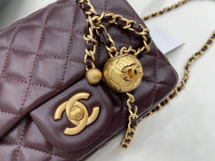 Handbag  Chanel  AS1786  size  18×13×7 cm