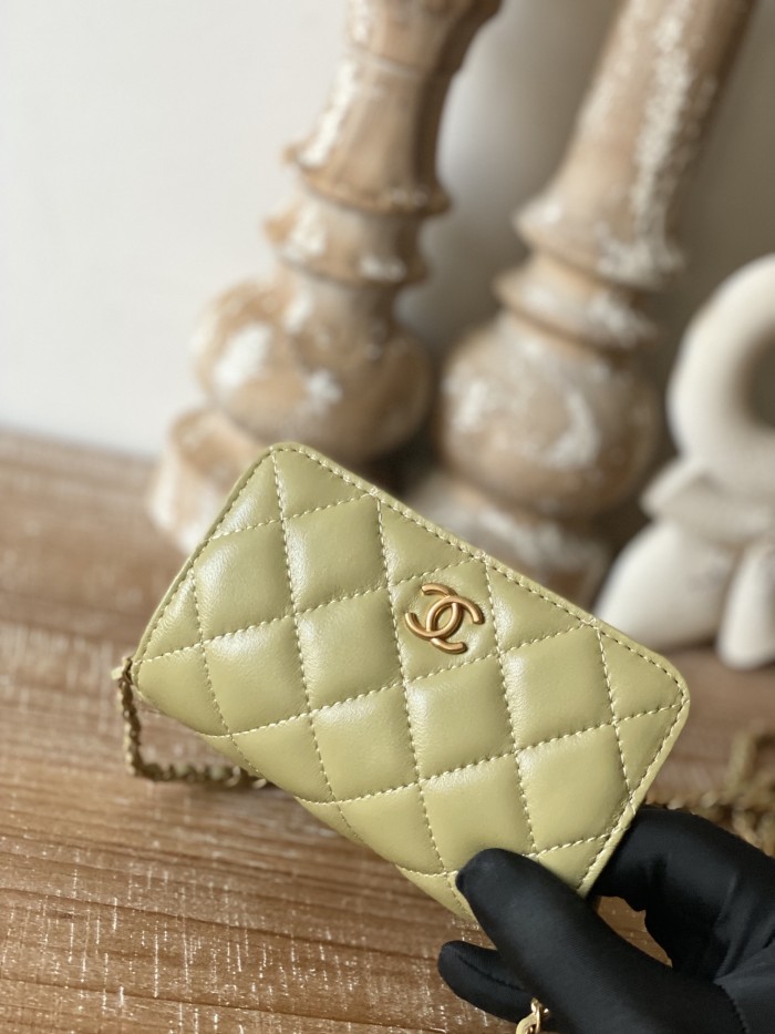 Handbag  Chanel   81228 size  12.5 cm