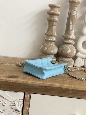 Handbag  Chanel 2981  size  18*3*10  cm