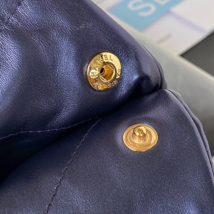  Handbag   Chanel  AS3261  size 39×42×8 cm