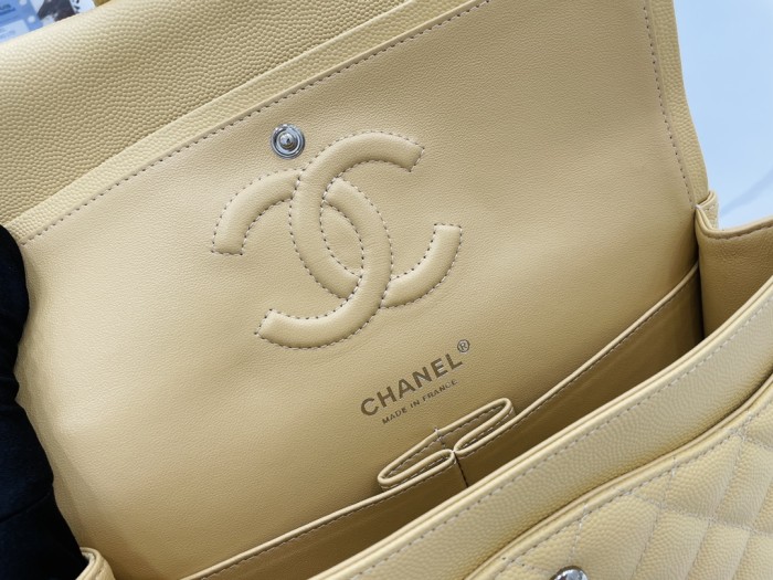 Handbag  Chanel  01112  size  25 cm