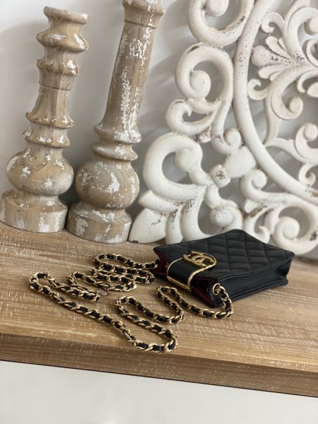 Handbag  Chanel  2981  size  18*3*10  cm