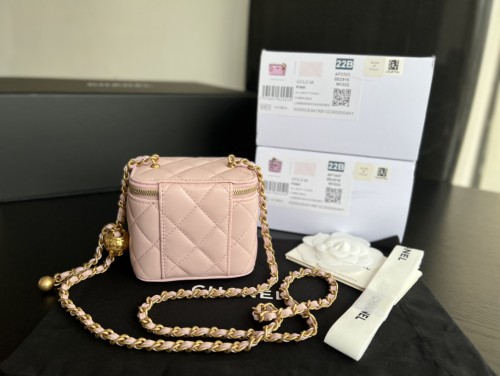 Handbag  Chanel  AP1447  size  8.5cmx11cmx7 cm