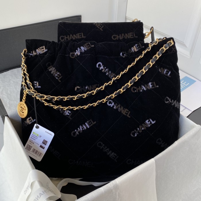 Handbag  Chanel  AS3261  size  39×42×8 cm